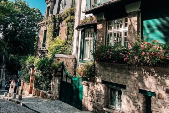 Small Group Walking Tour of Montmartre