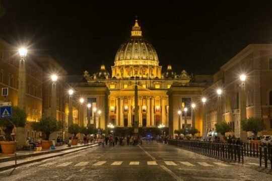 Private Vatican Night Tour: Sistine Chapel and Vatican Museum - Avoid the Crowd