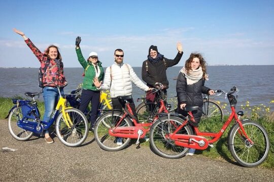 Full-Day Private Guided Countryside Tour from Amsterdam by Bike