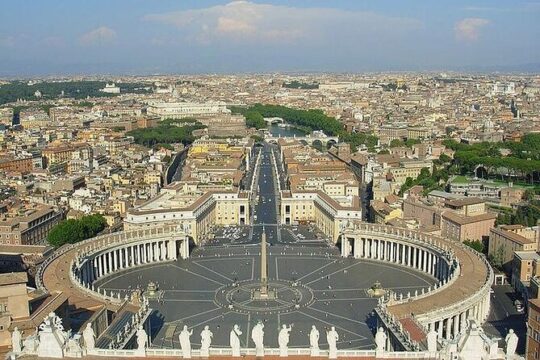 Rome Tour with Colosseum and Vatican Skip-The-Line Ticket