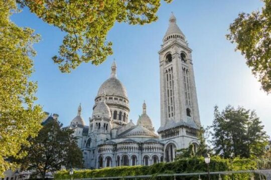Montmartre Guided Tour with Sacré Cœur Church and City views