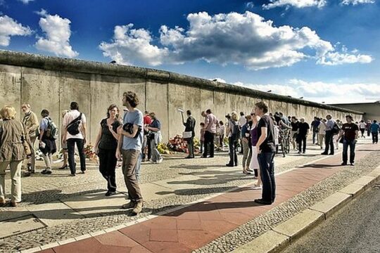 Berlin Wall Walking Tour