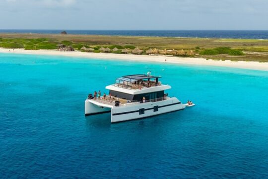 Klein Curacao Tour with Luxury Catamaran Yacht - All Inclusive