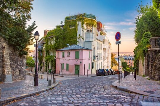 Montmartre Self-Guided Audio Tour: More Than Meets the Eye