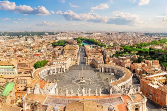 St. Peter's Basilica & Dome tour - From the graves to the sky