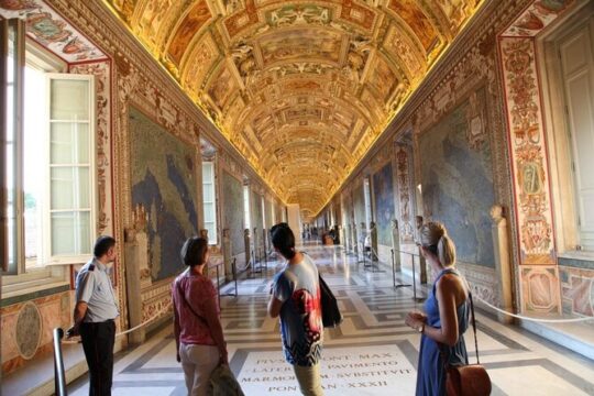 Vatican Museums Sistine chapel skip the line guided tour